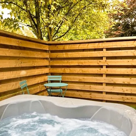 Lugh 9 - Hot Tub-Perth-Pets-Luxury-Hunting Tower Villa Exterior photo
