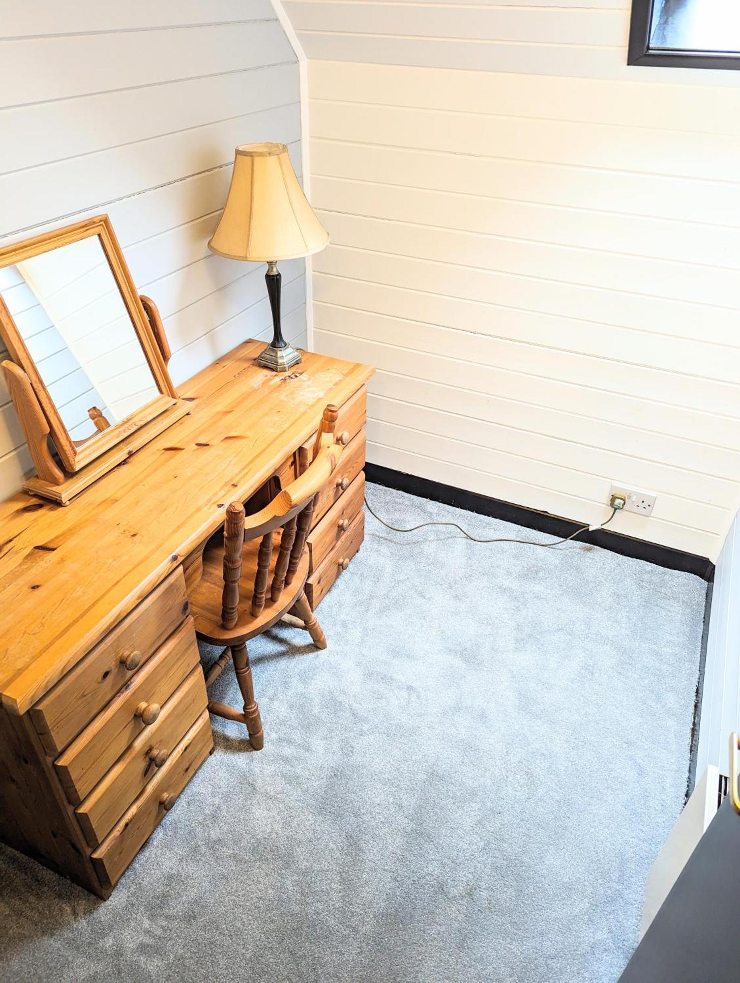 Chalet Lugh 9 - Hot Tub-perth-pets-luxury-hunting Tower